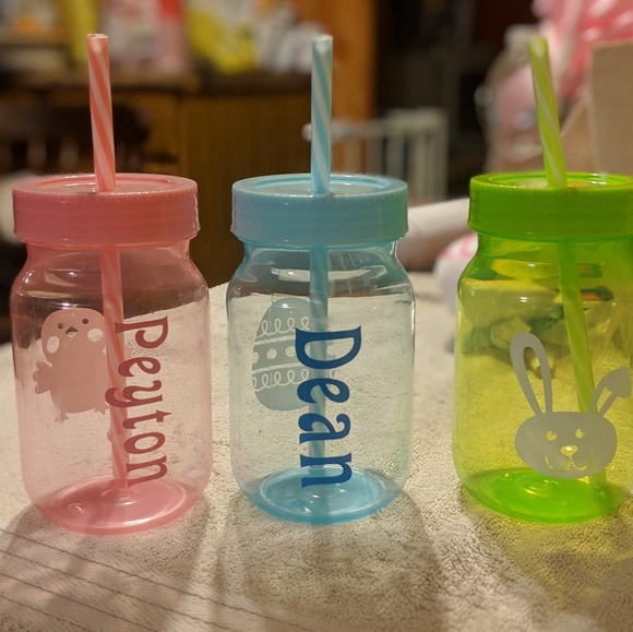 Customized 16oz kids Easter cups - Picture 2 of 2